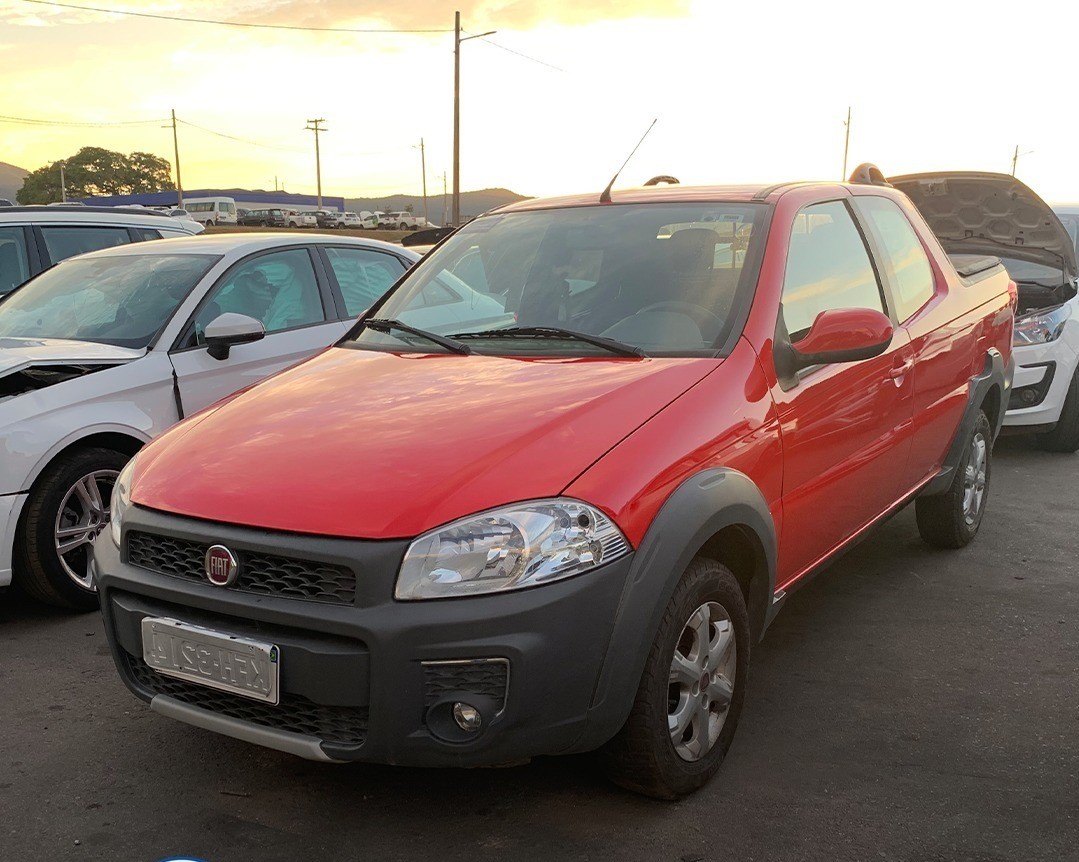 LOTE 25 FIAT STRADA FREEDON CD 2019/2020
